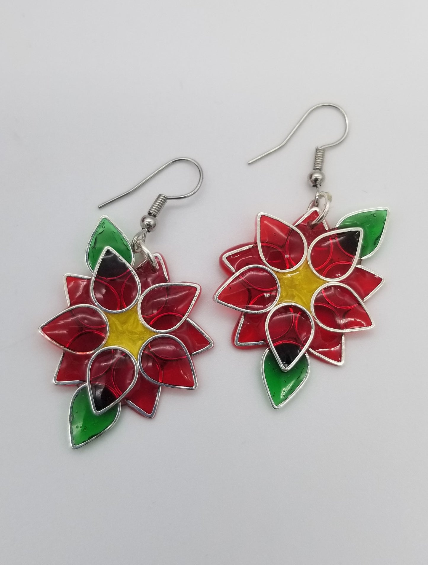 Christmas Poinsettia Earrings - Red Poinsettia Dangle Earrings - Resin Poinsettia Flower Earrings For Holiday Jewerly