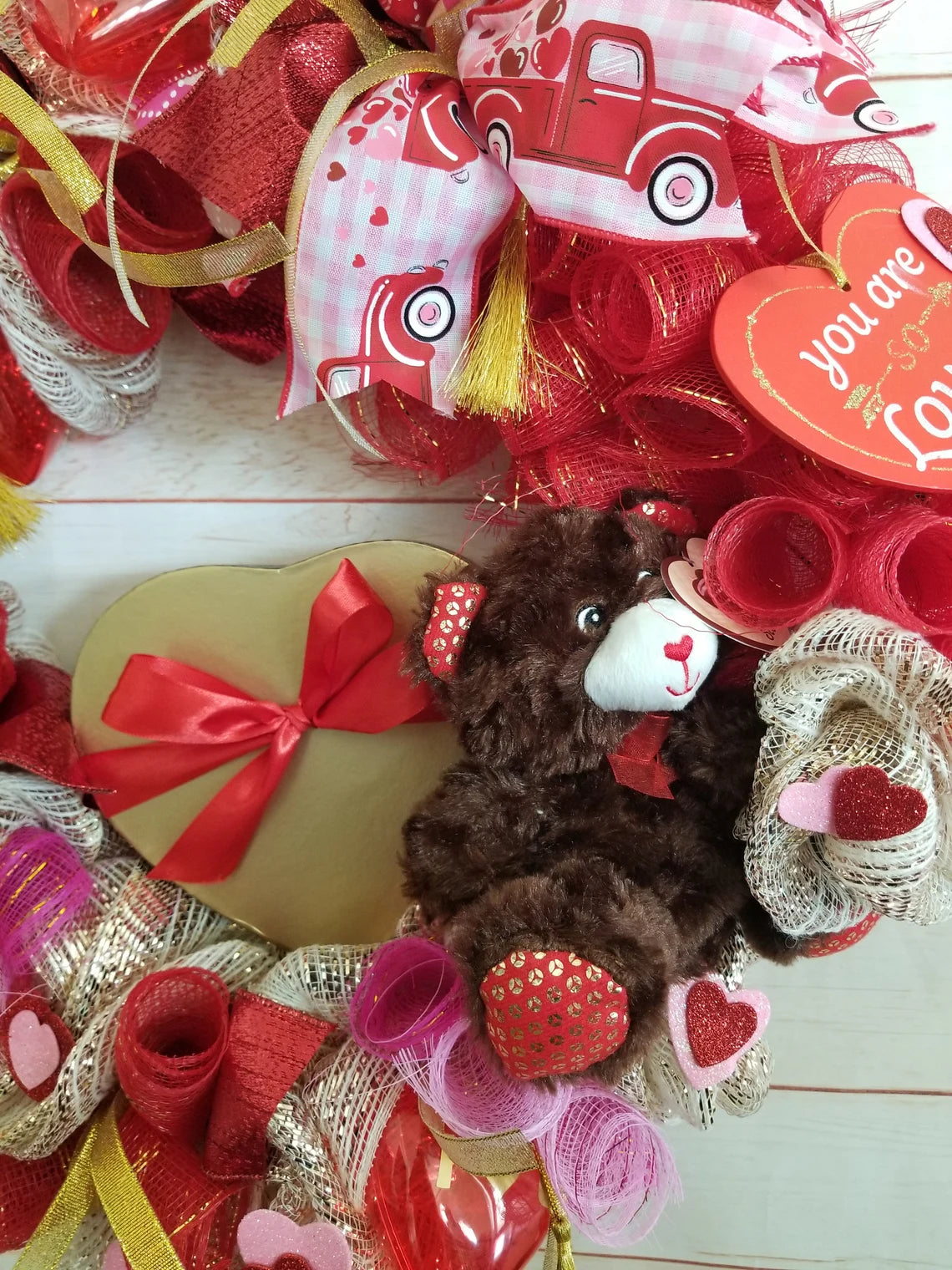 Personalized Valentines Day Gifts - Valentine Wreaths With Fillable Hearts Valentine Gift Boxes