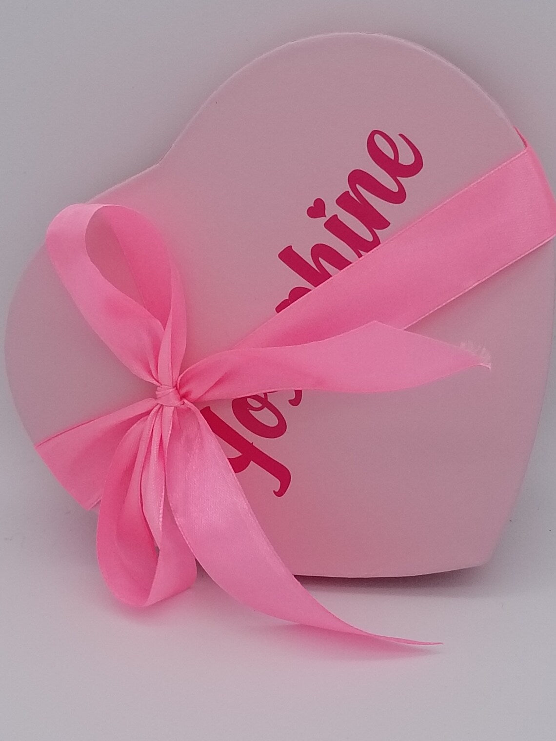 Personalized Valentines Day Gifts-Valentines Day Gift Bags, Valentines Bows, Valentines Day Baskets Grass and Buckets