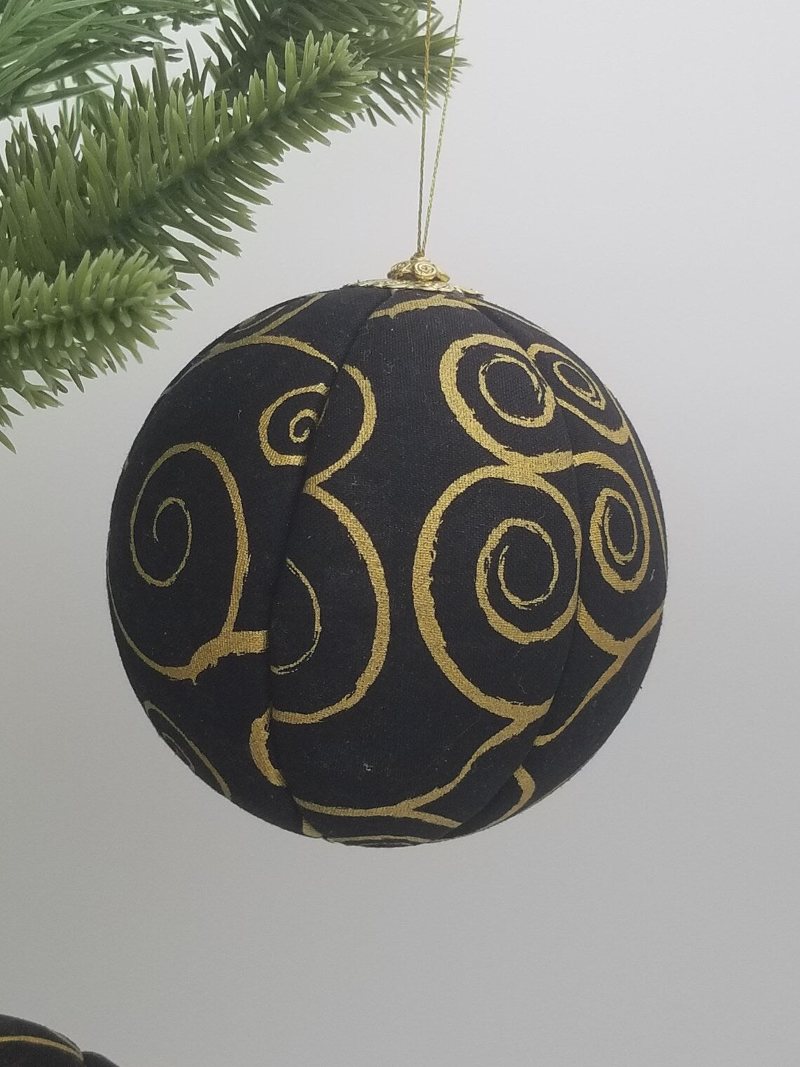 Black Christmas Ornaments Set of 4 Black and Ivory Christmas Tree Decorations Christmas Balls Set - Auntie's Expo