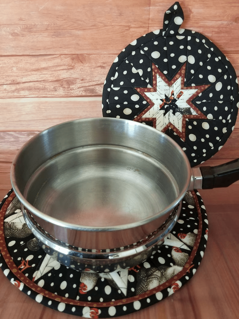 Amish Star Hot Pads For The Kitchen, 2 Pc Country Kitchen Trivet Set - Auntie's Expo