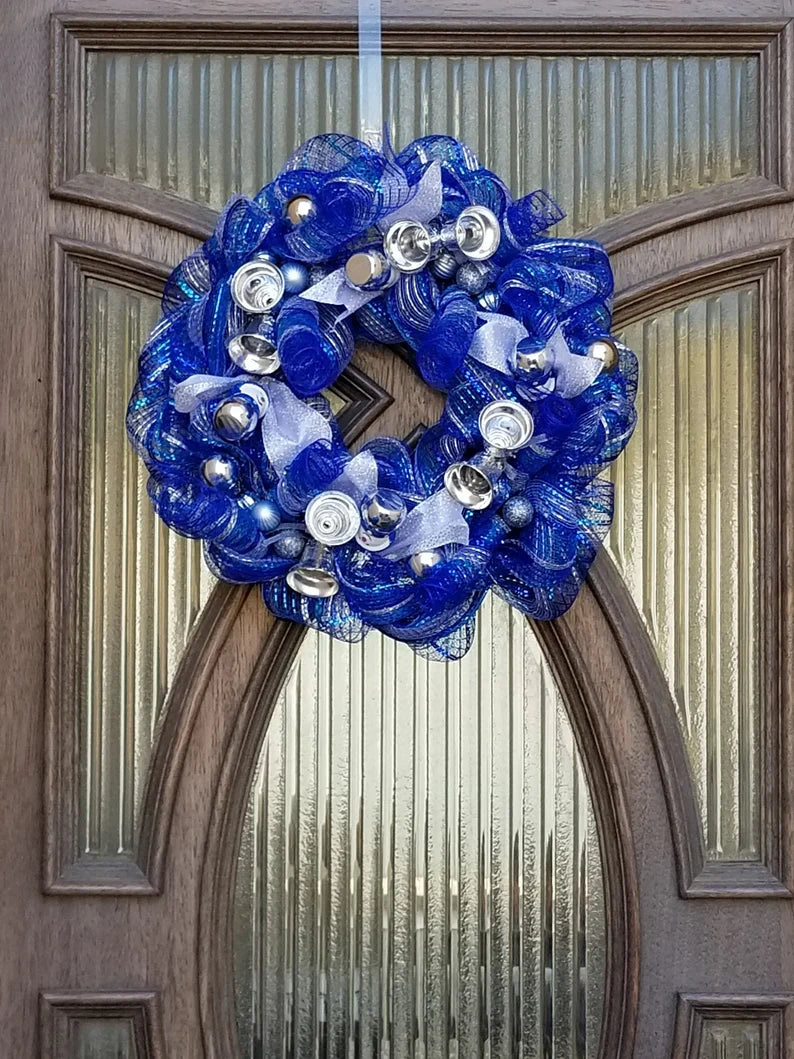 Silver and Blue Christmas Wreath With Remote - Holiday Wreath for front door, Christmas Decorations - Auntie's Expo