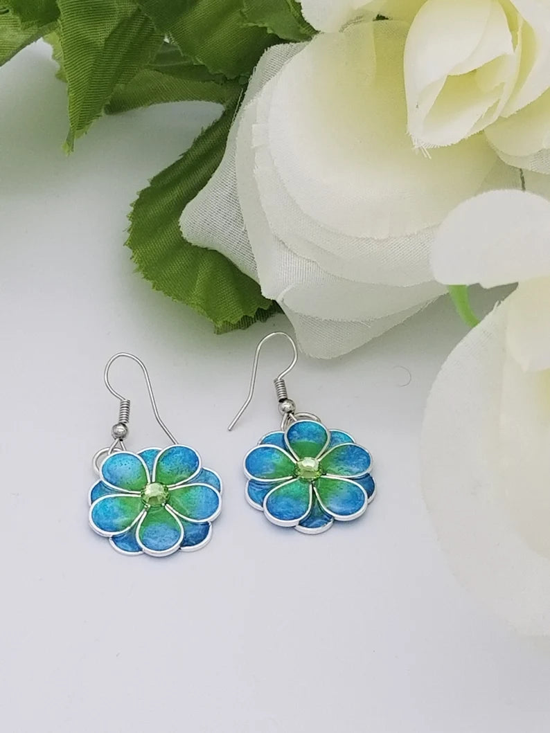Flower Resin Earrings, Valentine Gift, Resin Jewelry, Pressed Flower  Jewellery, Botanical Earrings, Mothers Gift With Natural Touch - Etsy