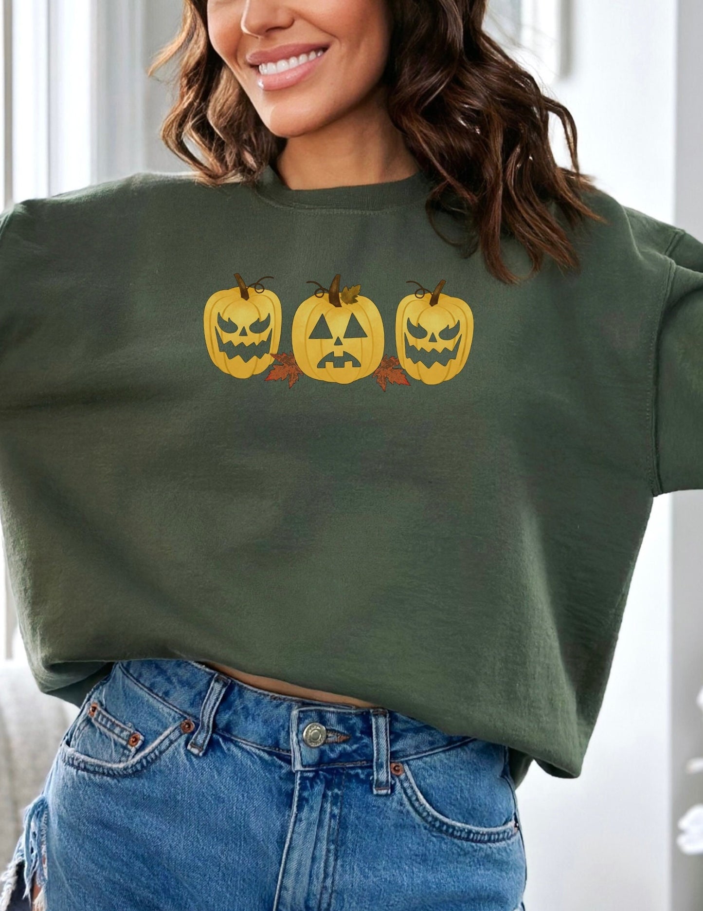 Pumpkin Halloween Sweatshirt,  Jack o Lantern Halloween Shirt, Plus Size Halloween Pullover Sweatshirt, Pumpkin Sweatshirt, Fall Crew Neck